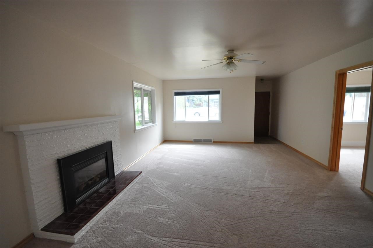 3147 E 30TH Ave - Photo 3