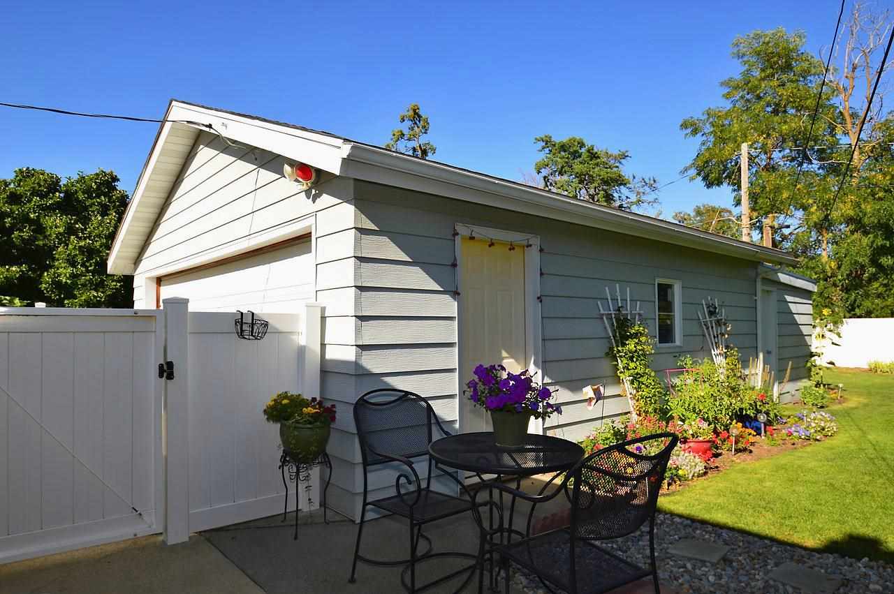 411 S Leta Rd - Photo 20
