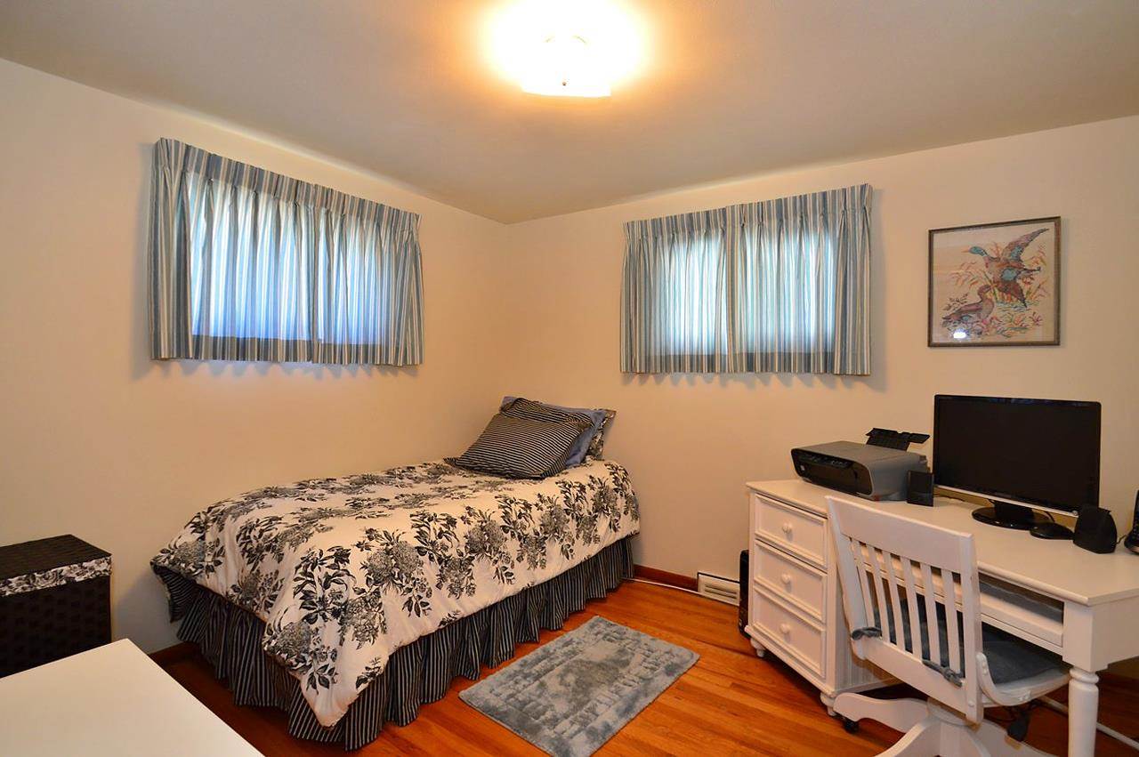 411 S Leta Rd - Photo 10