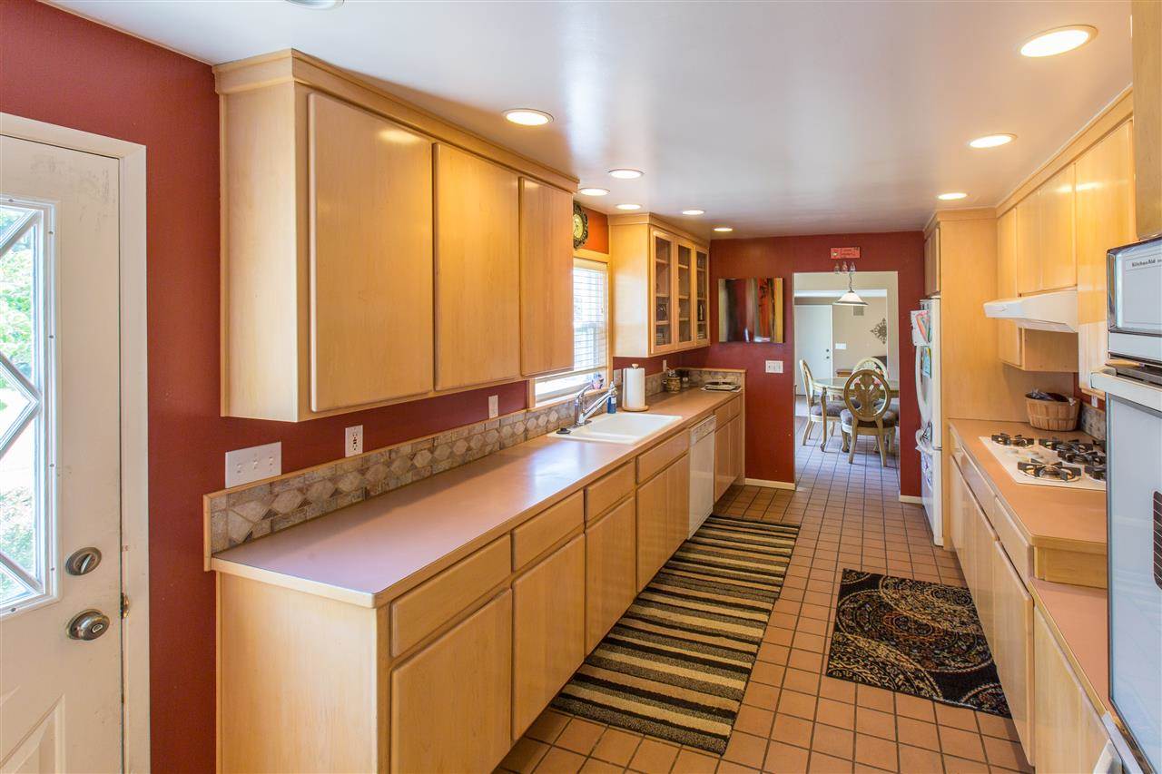 5111 S Freya - Photo 9