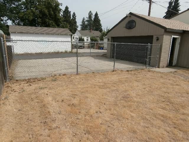 513 E Columbia Ave - Photo 16