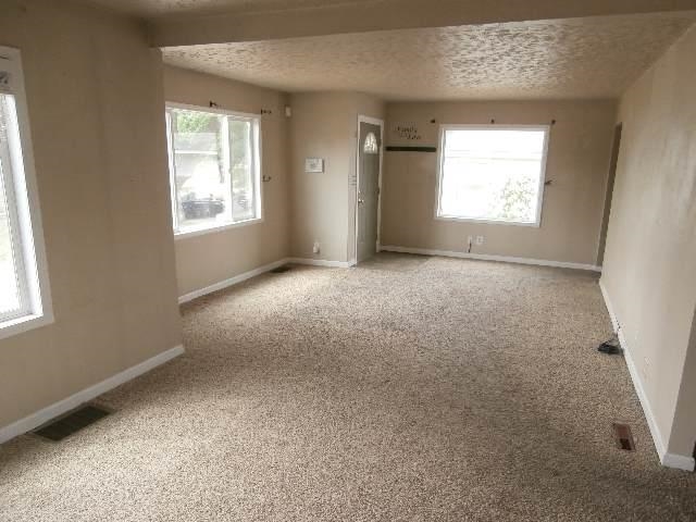 513 E Columbia Ave - Photo 7