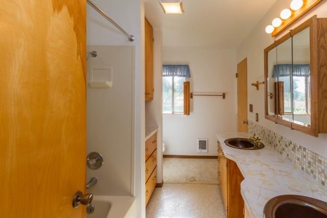 4221 N Simpson Rd - Photo 9