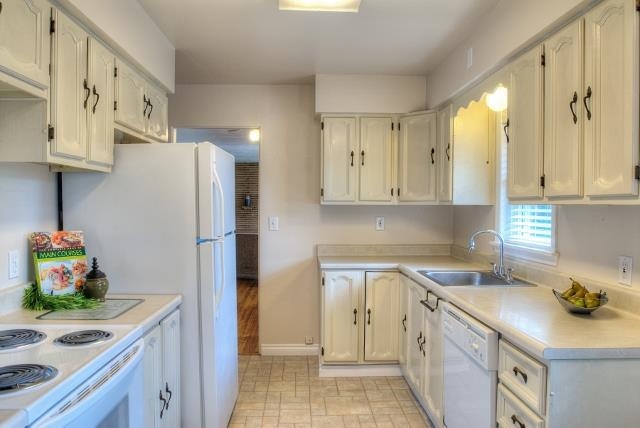 5740 N Alameda Blvd - Photo 11