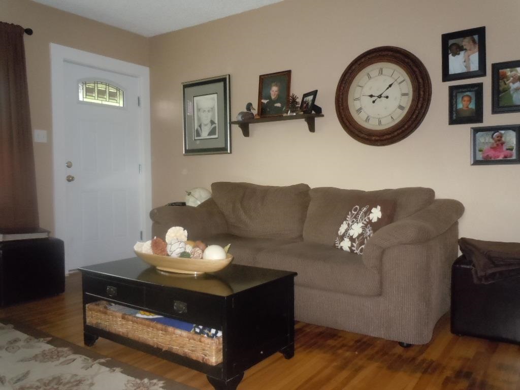 1012 E Nebraska Ave - Photo 3