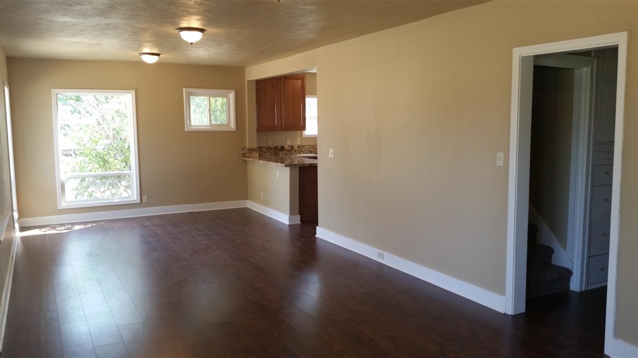 2501 W KIERNAN Ave - Photo 3
