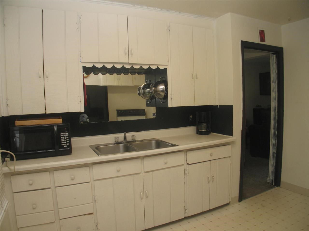 1634 E Broad - Photo 6