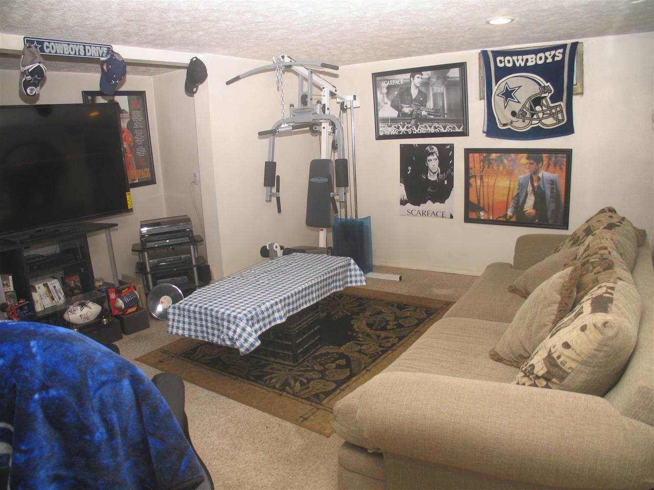 1634 E Broad - Photo 9