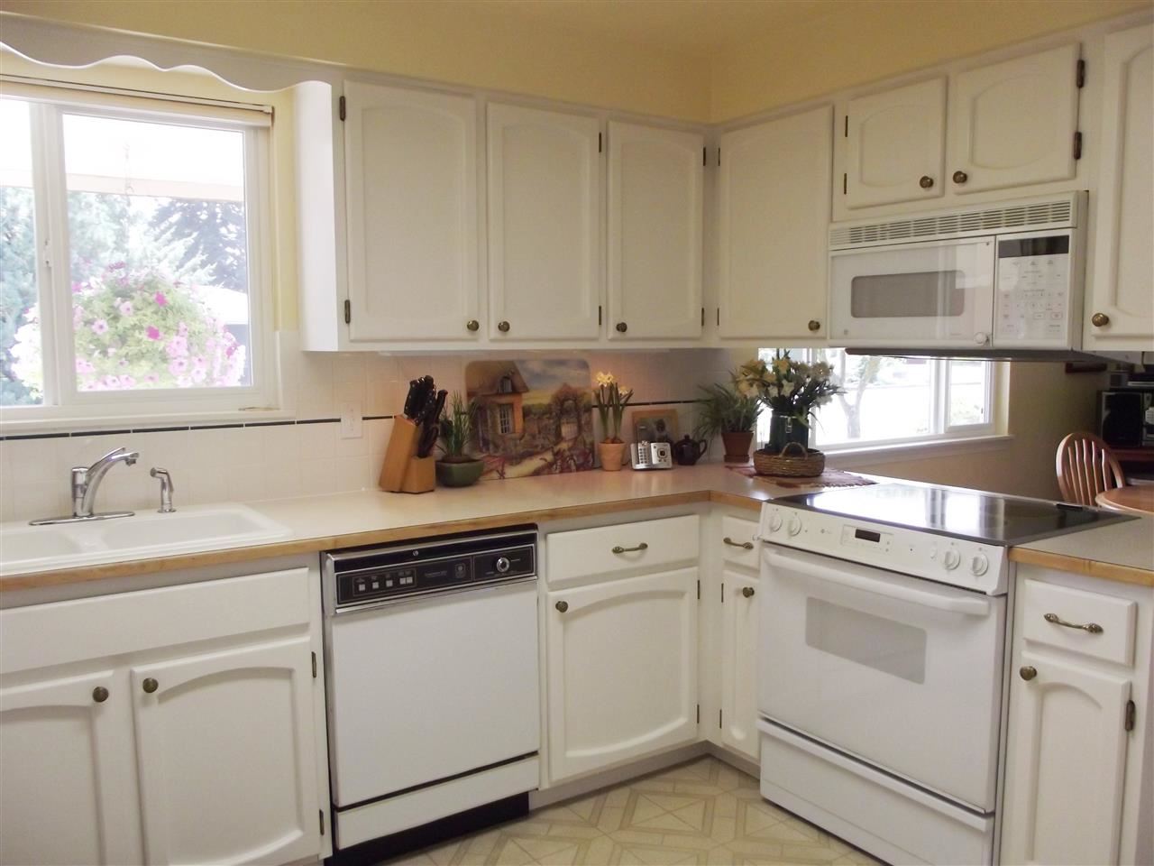 13323 E 14th - Photo 7