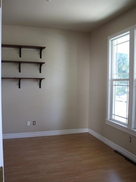 408 E 7th - Photo 12