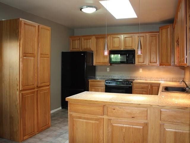 408 E 7th - Photo 3
