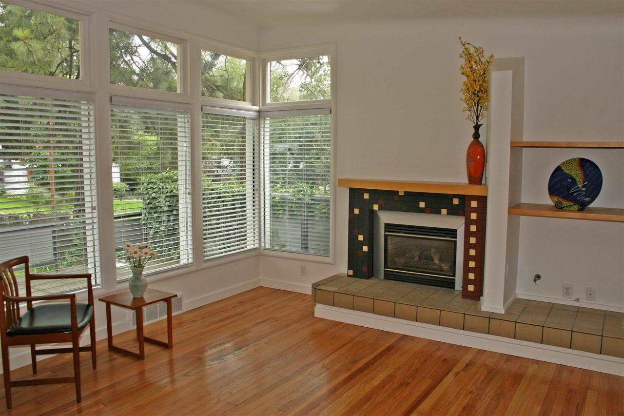 1224 E 15th Ave - Photo 3