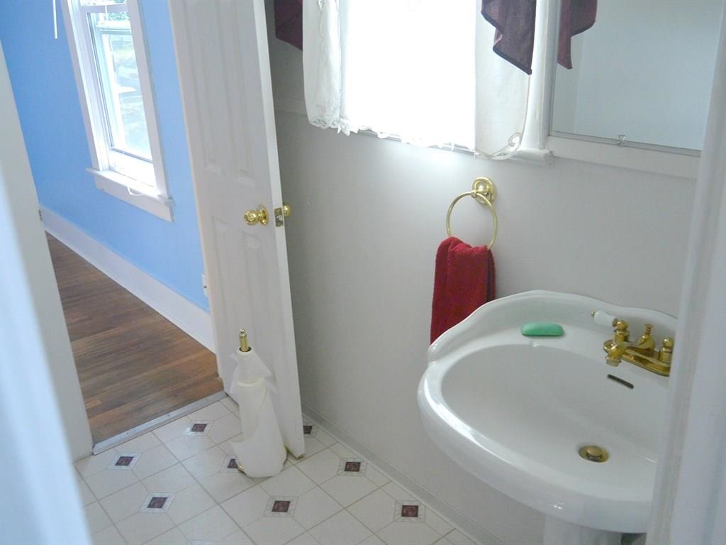 2114 W Maxwell Ave - Photo 13