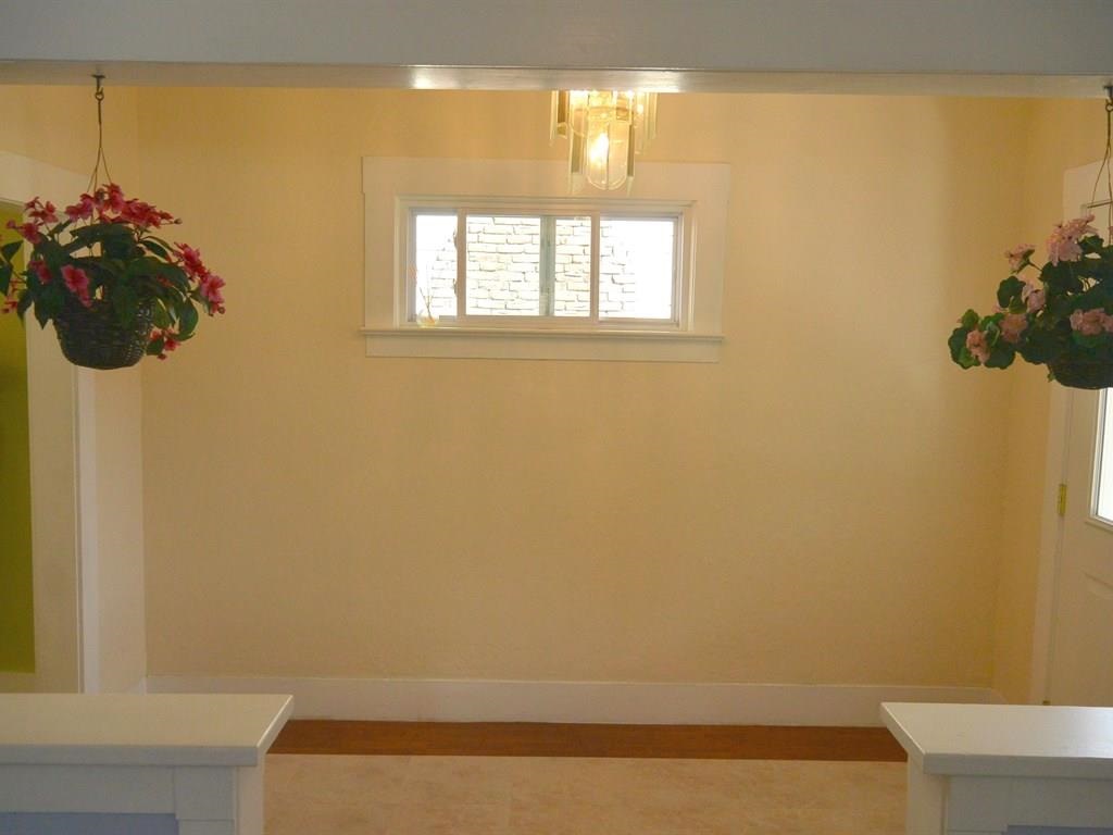 2114 W Maxwell Ave - Photo 5