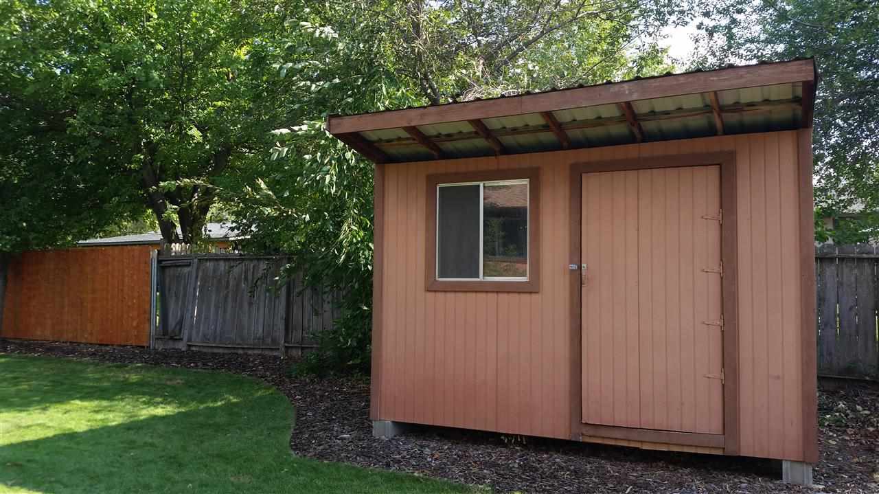 10912 E MAXWELL Ave - Photo 16
