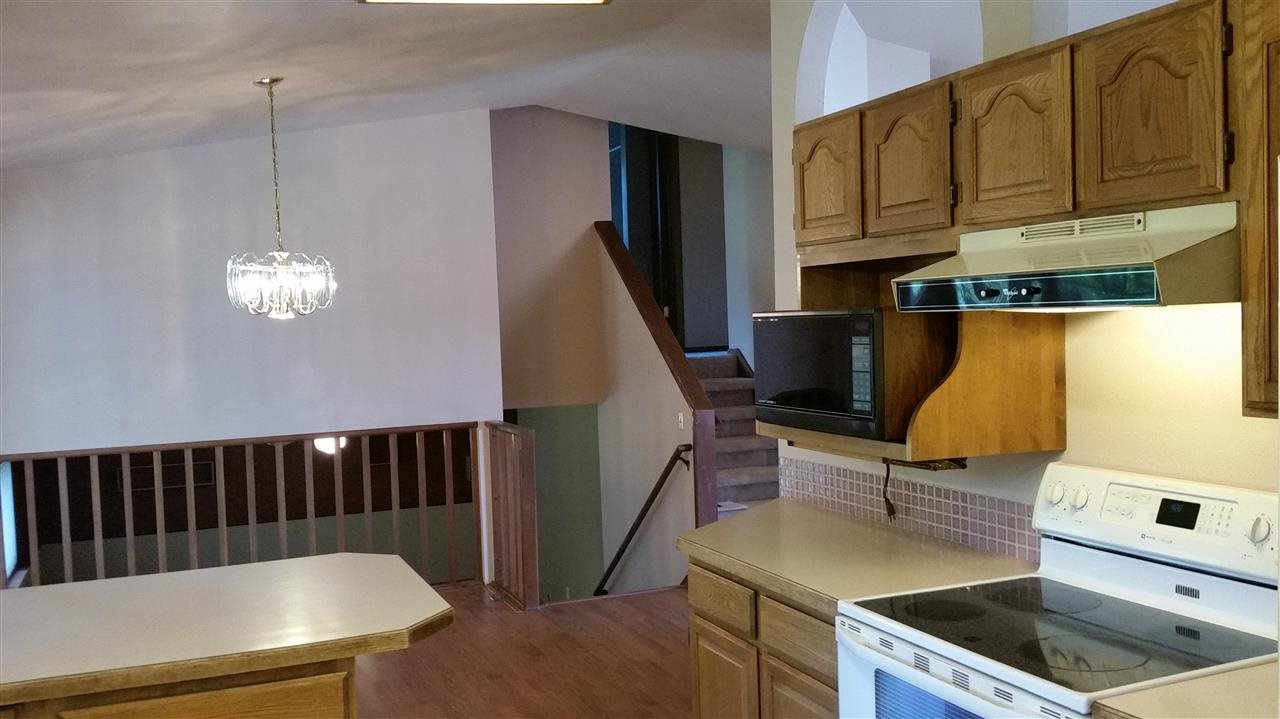 10912 E MAXWELL Ave - Photo 3