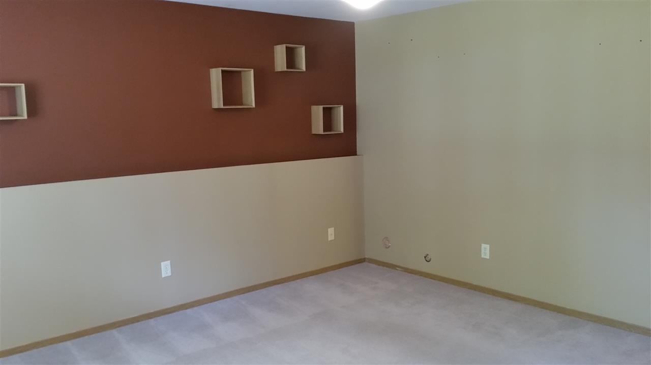 10912 E MAXWELL Ave - Photo 8