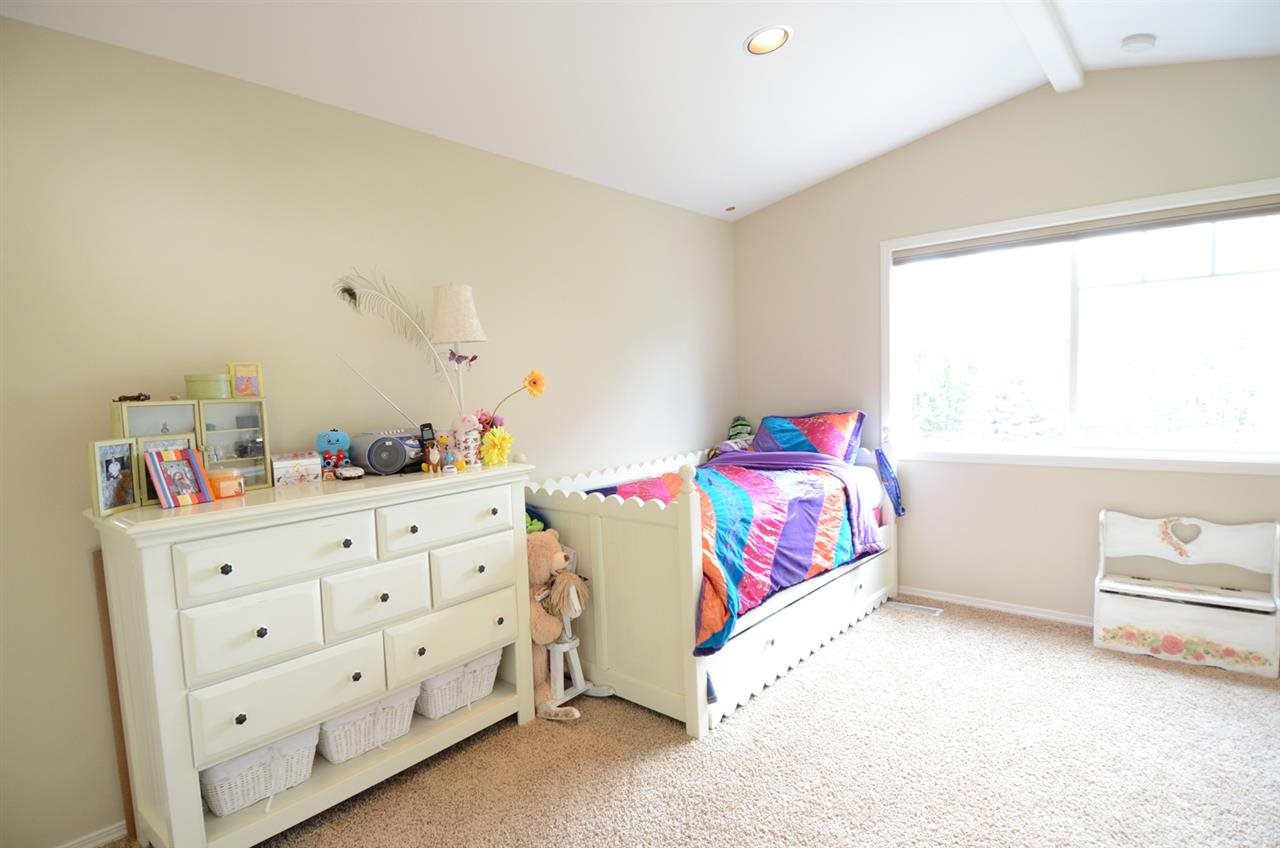 24014 E Broadway Ct - Photo 17