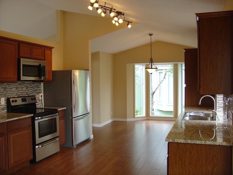 3802 S Bowdish Rd - Photo 6