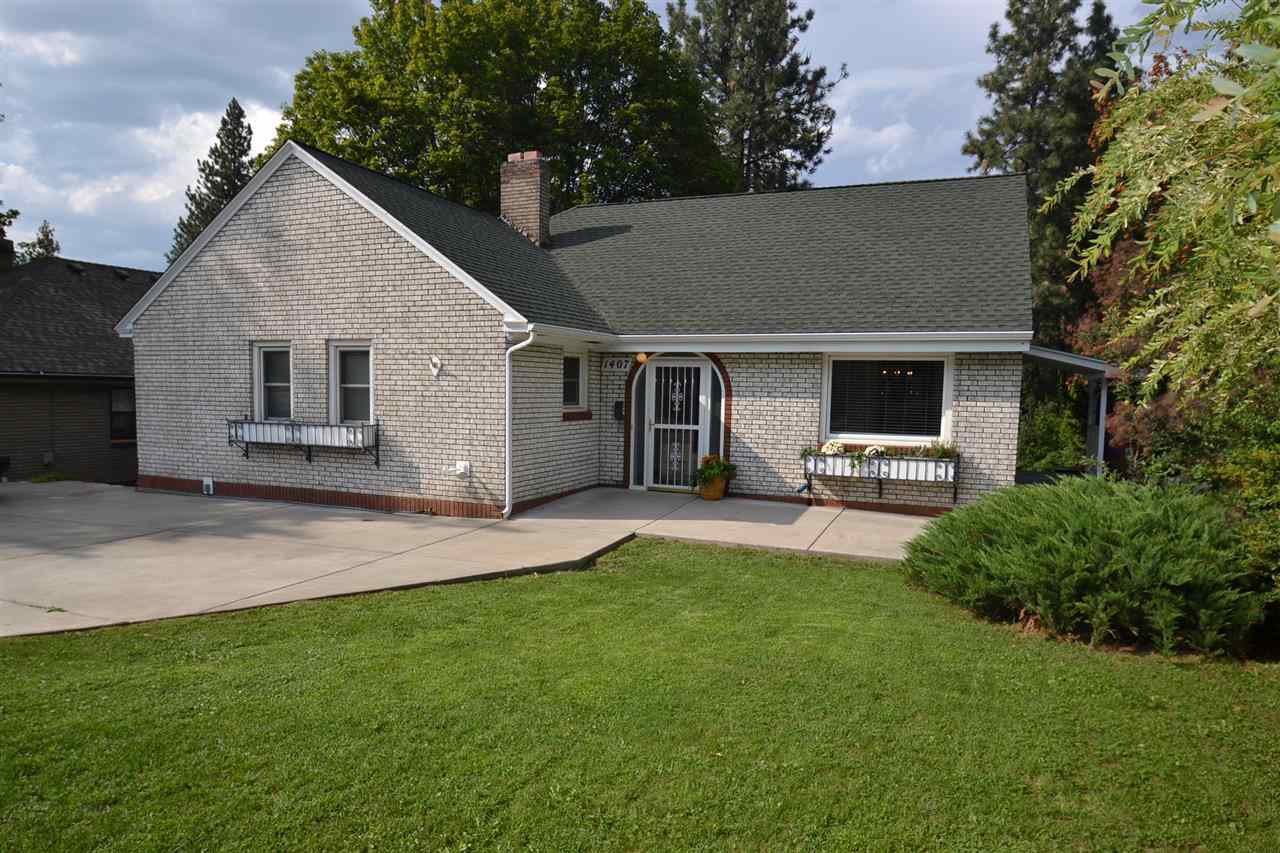 1407 E 18TH Ave - Photo 3