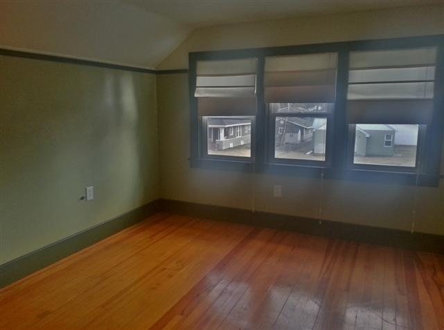 812 W 4th St - Photo 13