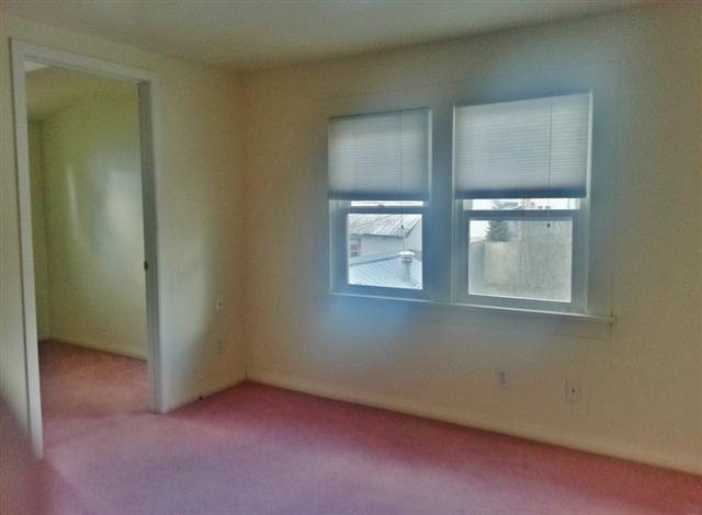 812 W 4th St - Photo 9