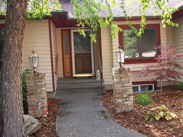 5608 S Madelia St - Photo 2
