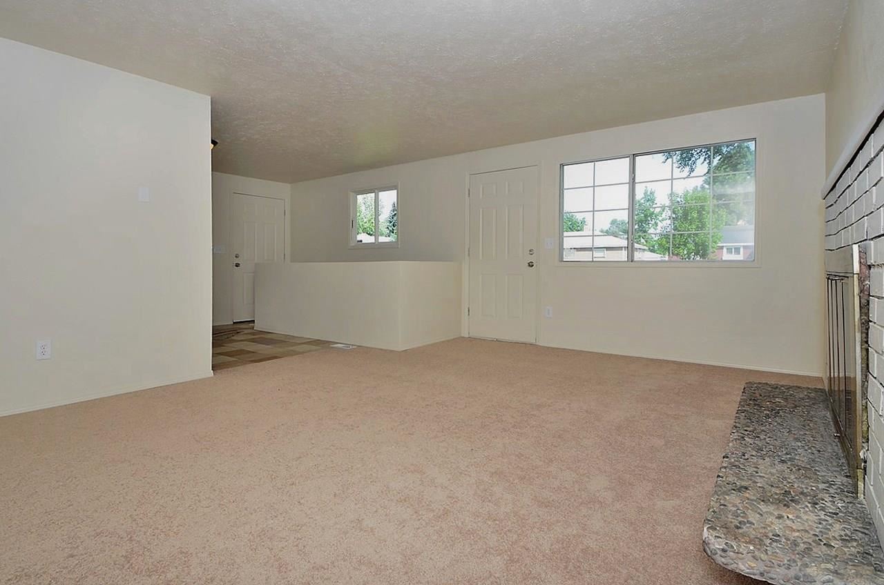 1328 E Joseph Ave - Photo 4