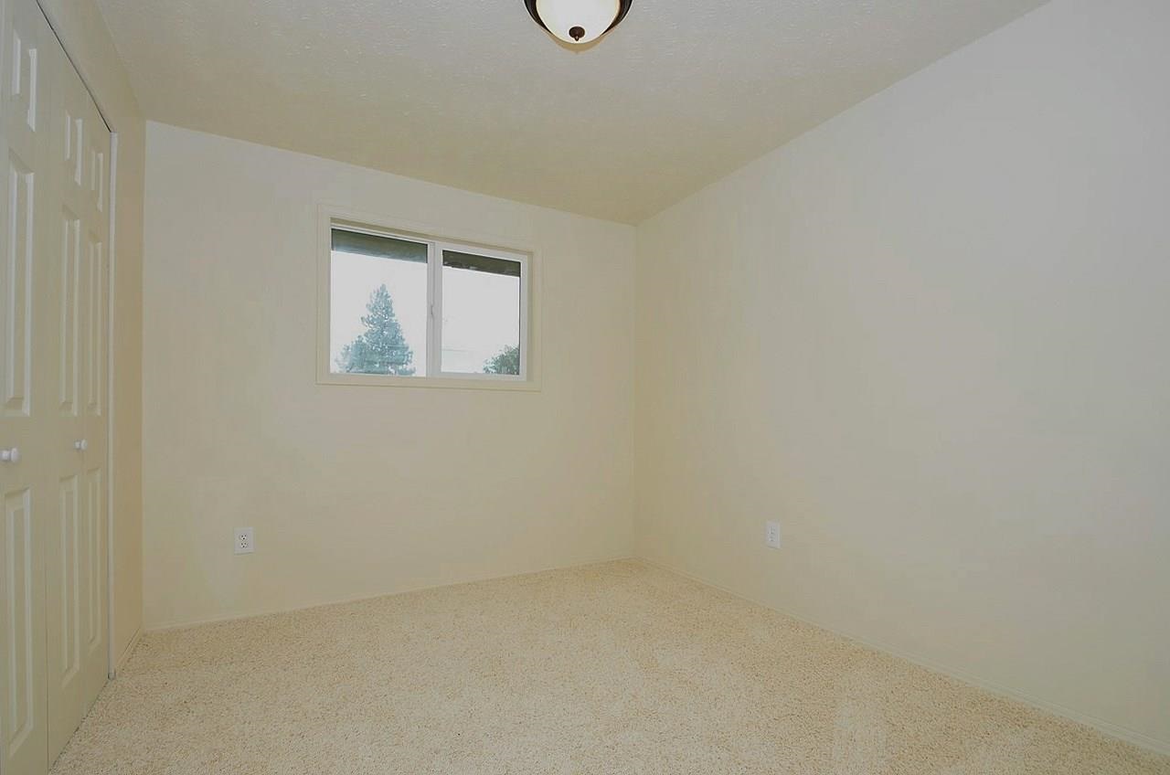 1328 E Joseph Ave - Photo 9