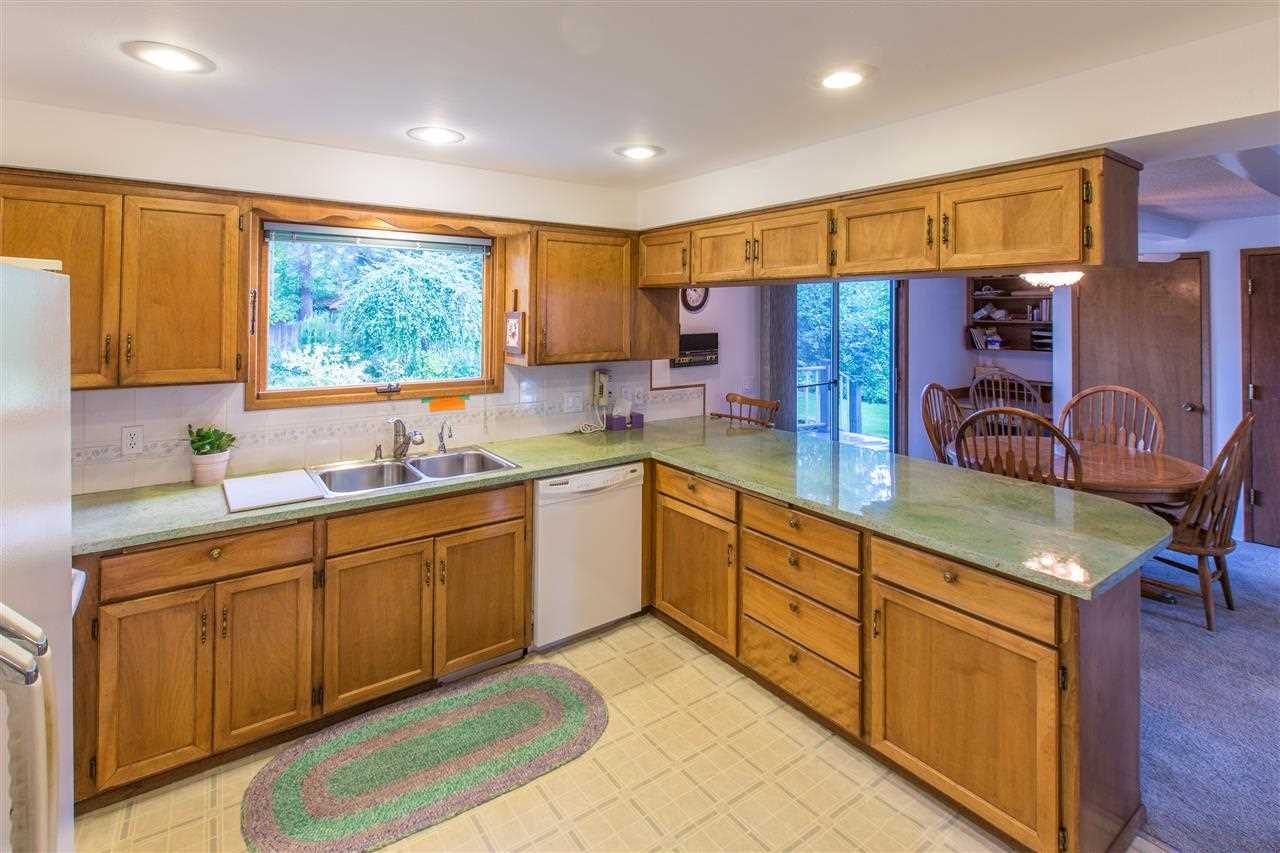 412 W 37th Ave - Photo 3