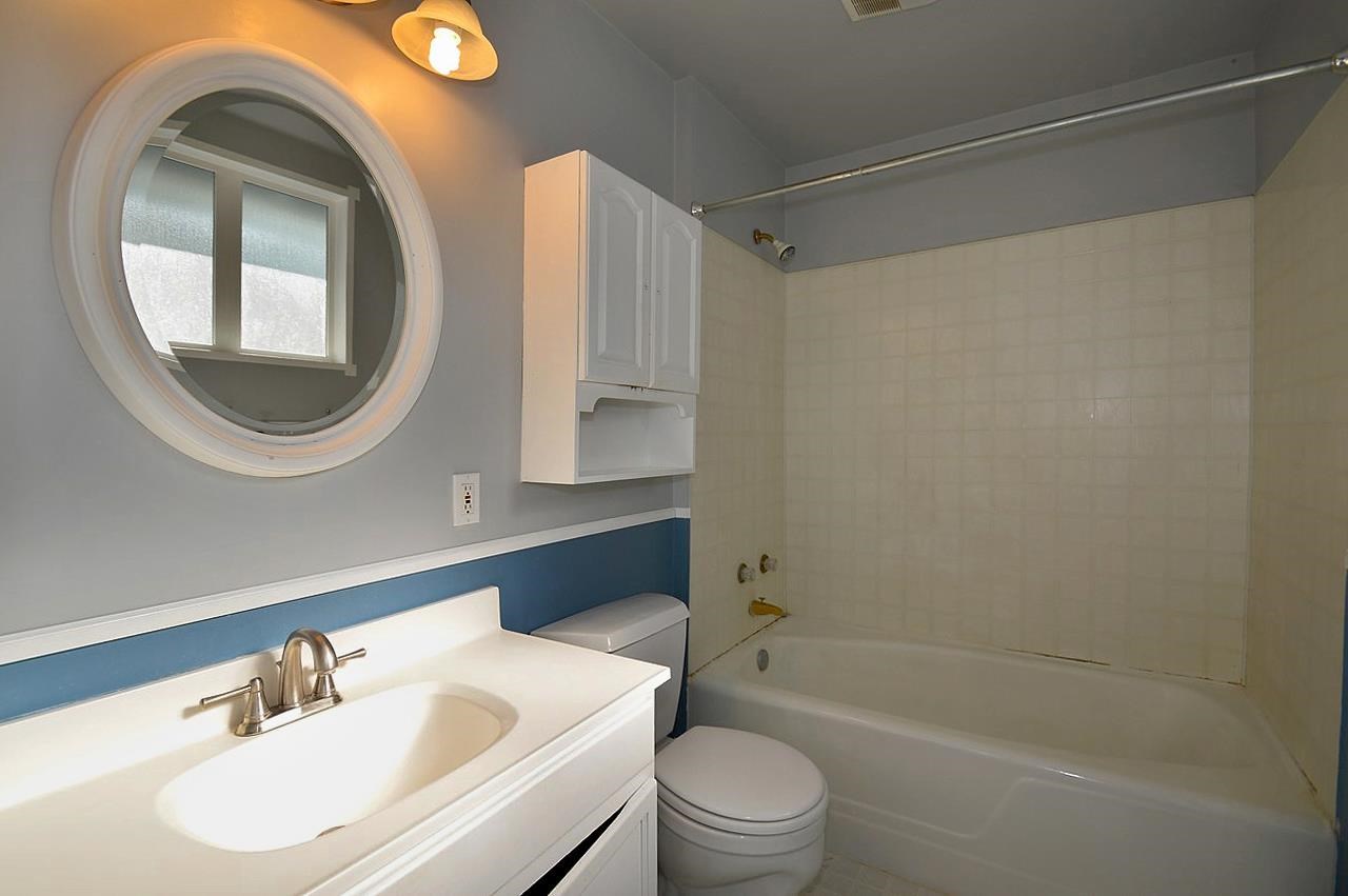 832 E 32ND - Photo 15