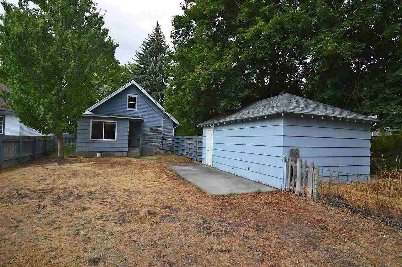 832 E 32ND - Photo 20