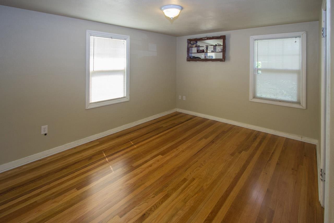 2604 W Broad Ave - Photo 11