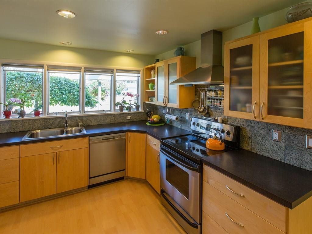 3818 S Skyview Dr - Photo 8