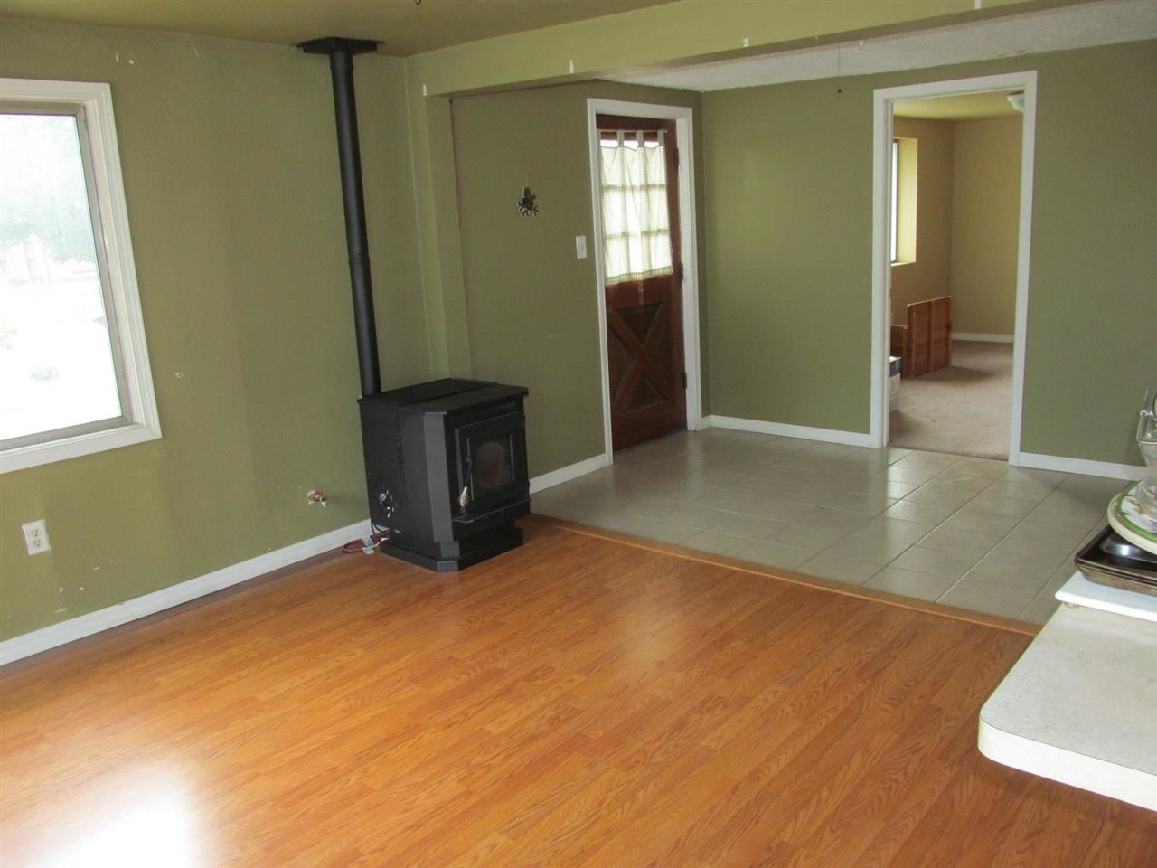 10517 E 14th Ave - Photo 14