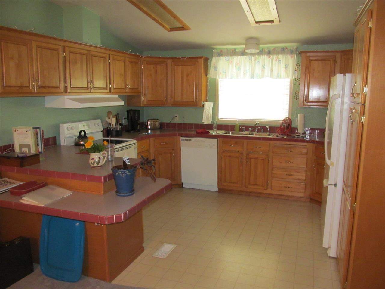 10517 E 14th Ave - Photo 16