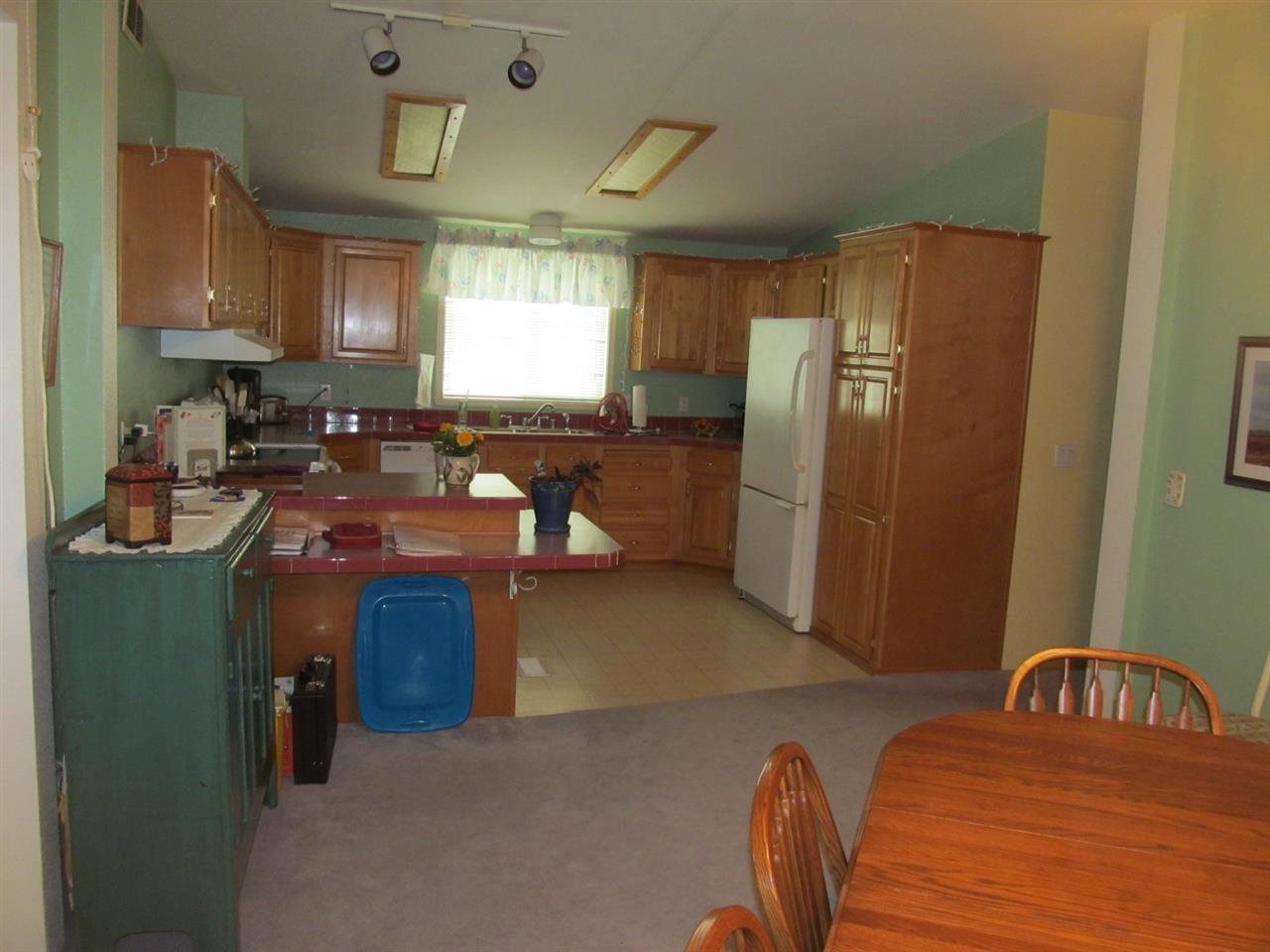 10517 E 14th Ave - Photo 6