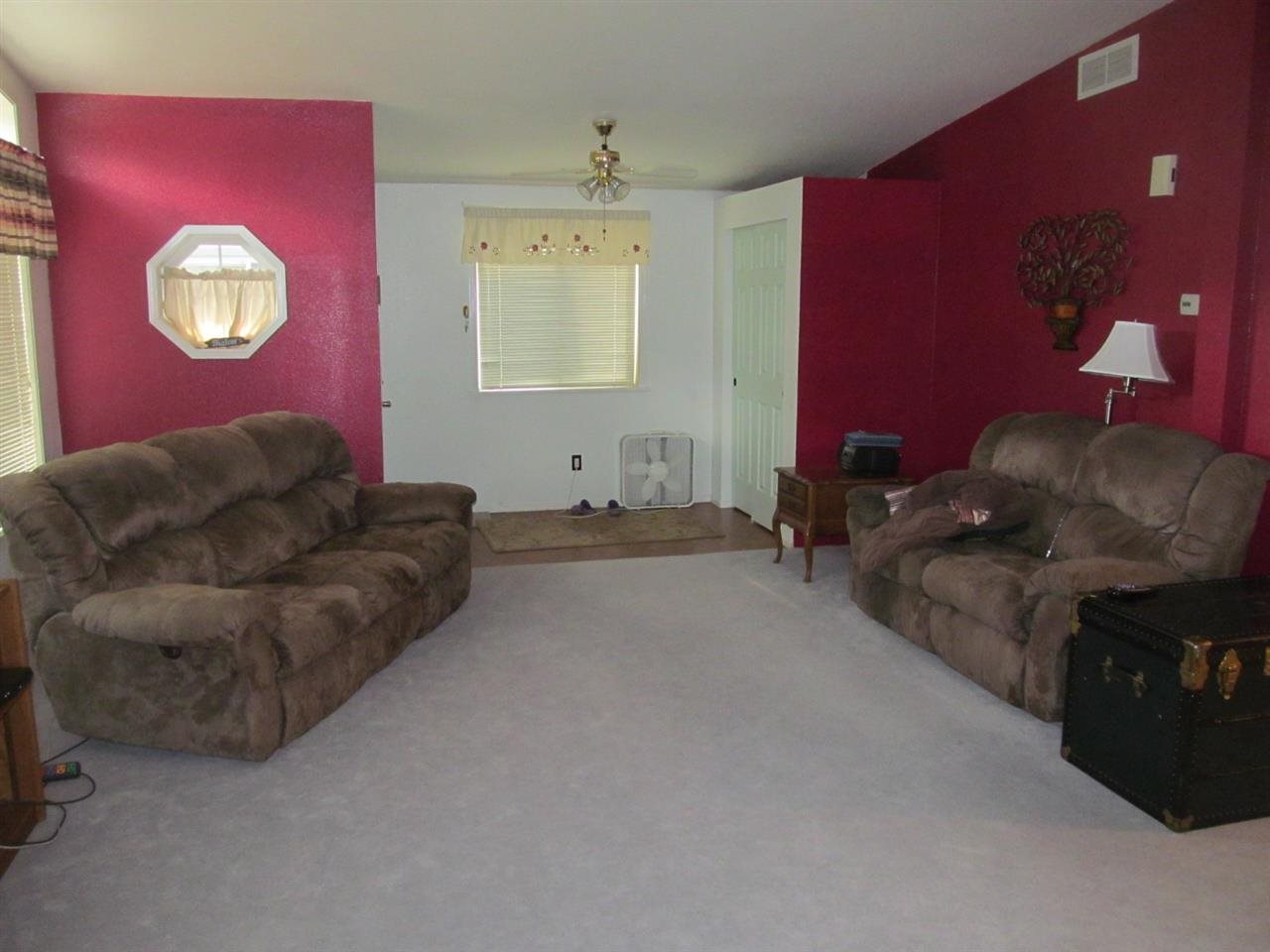 10517 E 14th Ave - Photo 8