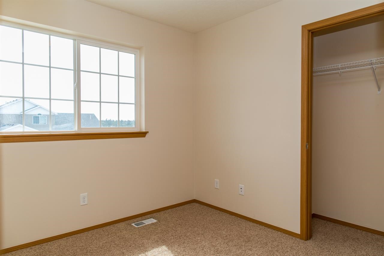 805 E Angie Ave - Photo 12