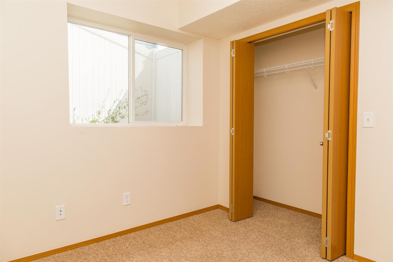 805 E Angie Ave - Photo 17