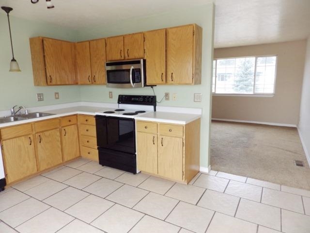 914 N Minnie St - Photo 5