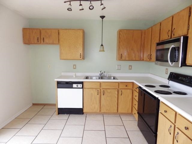 914 N Minnie St - Photo 6