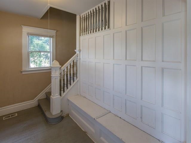 2211 W Sharp - Photo 9
