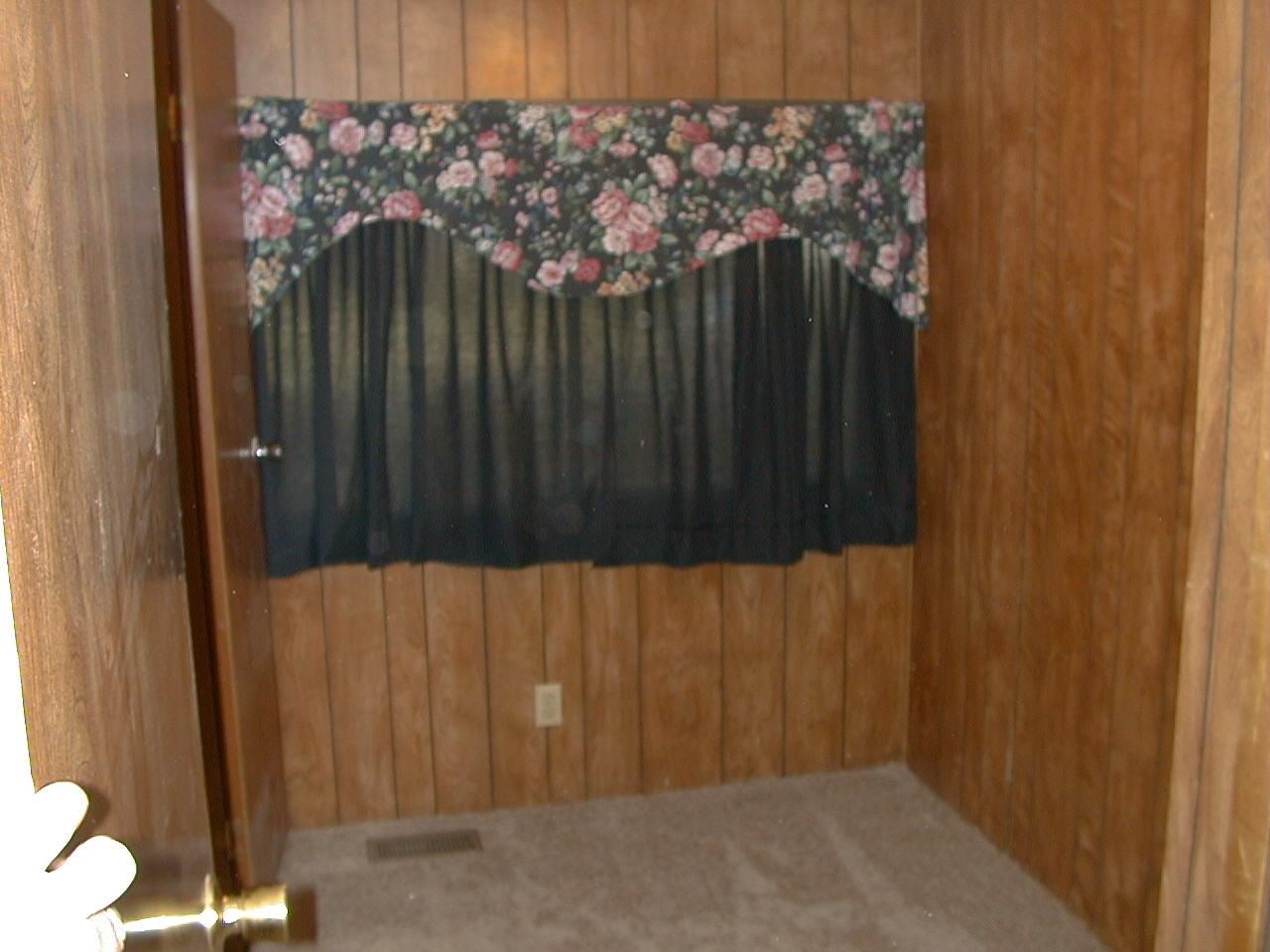 18510 E Mountain View Ave - Photo 11