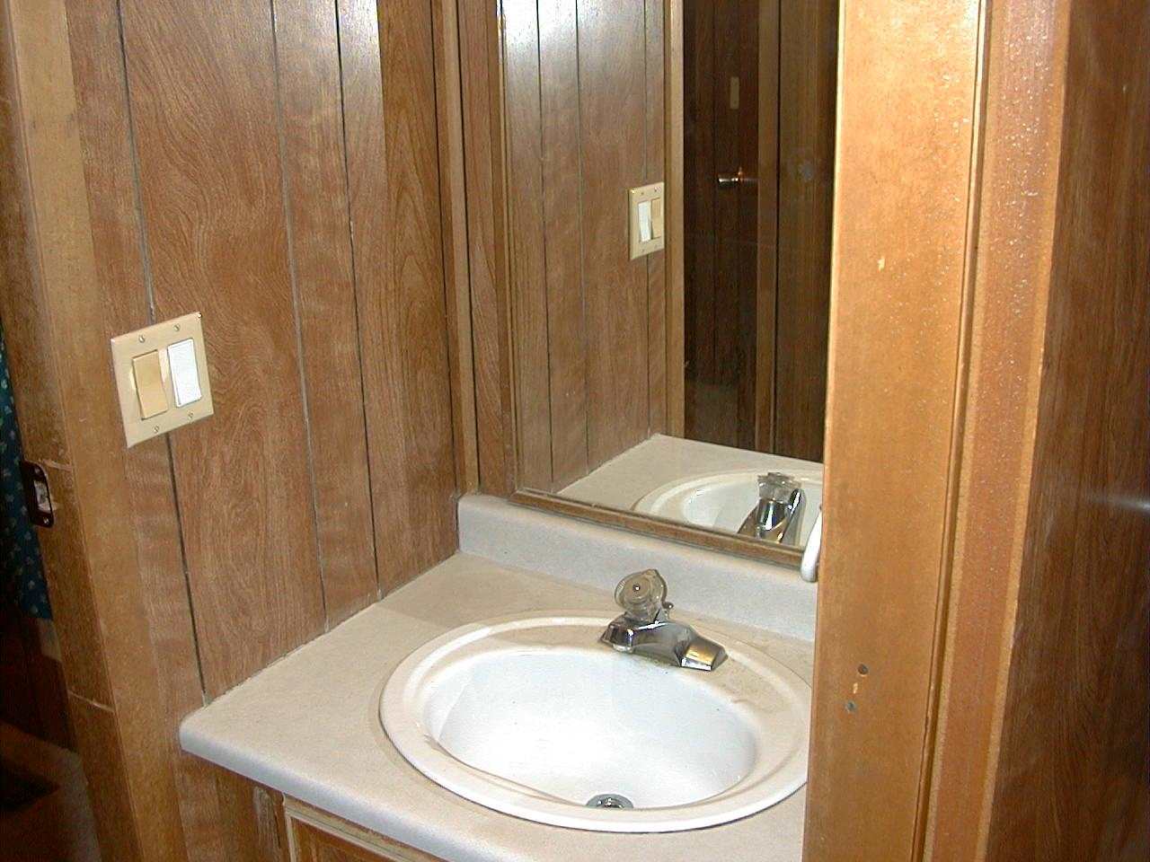 18510 E Mountain View Ave - Photo 13