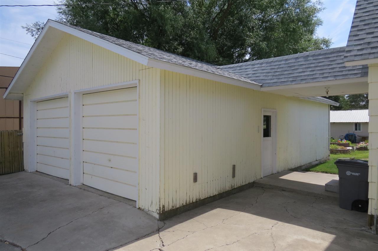 455 W Spokane Ave - Photo 20