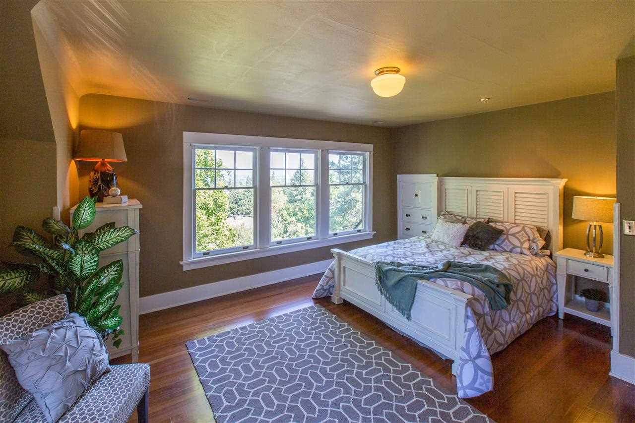 520 E 11th Ave - Photo 15