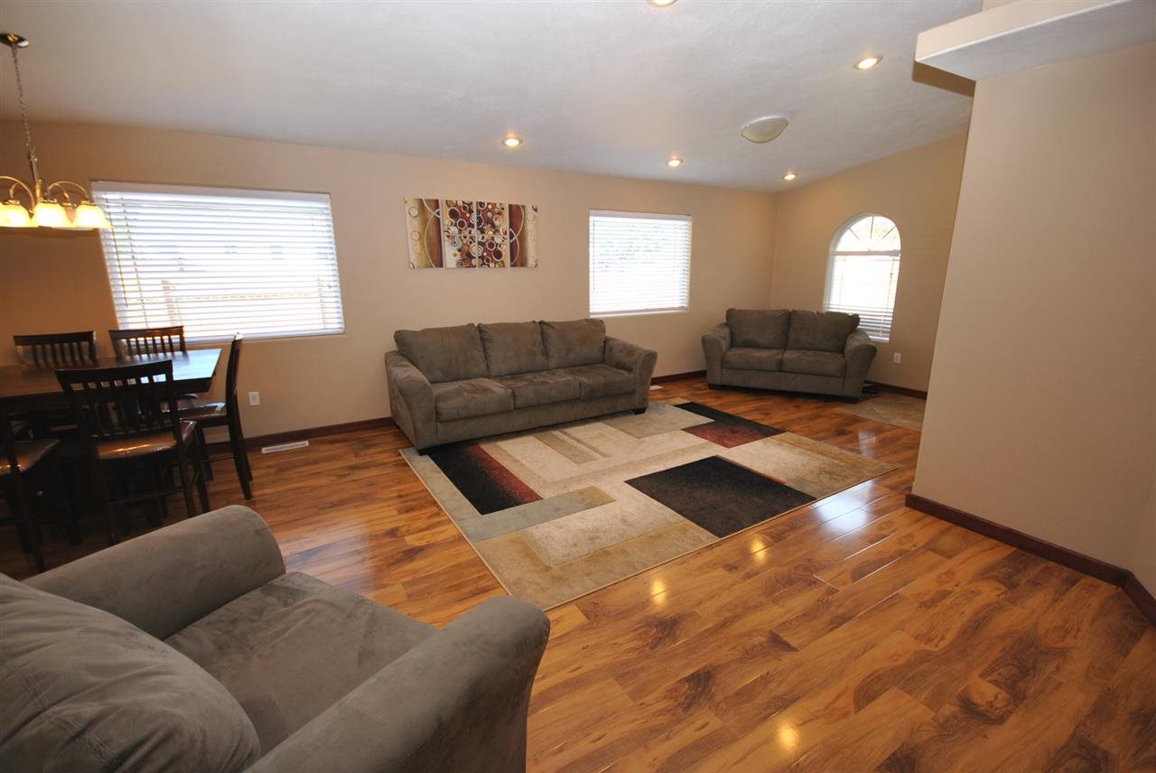 2821 N ALTAMONT - Photo 12