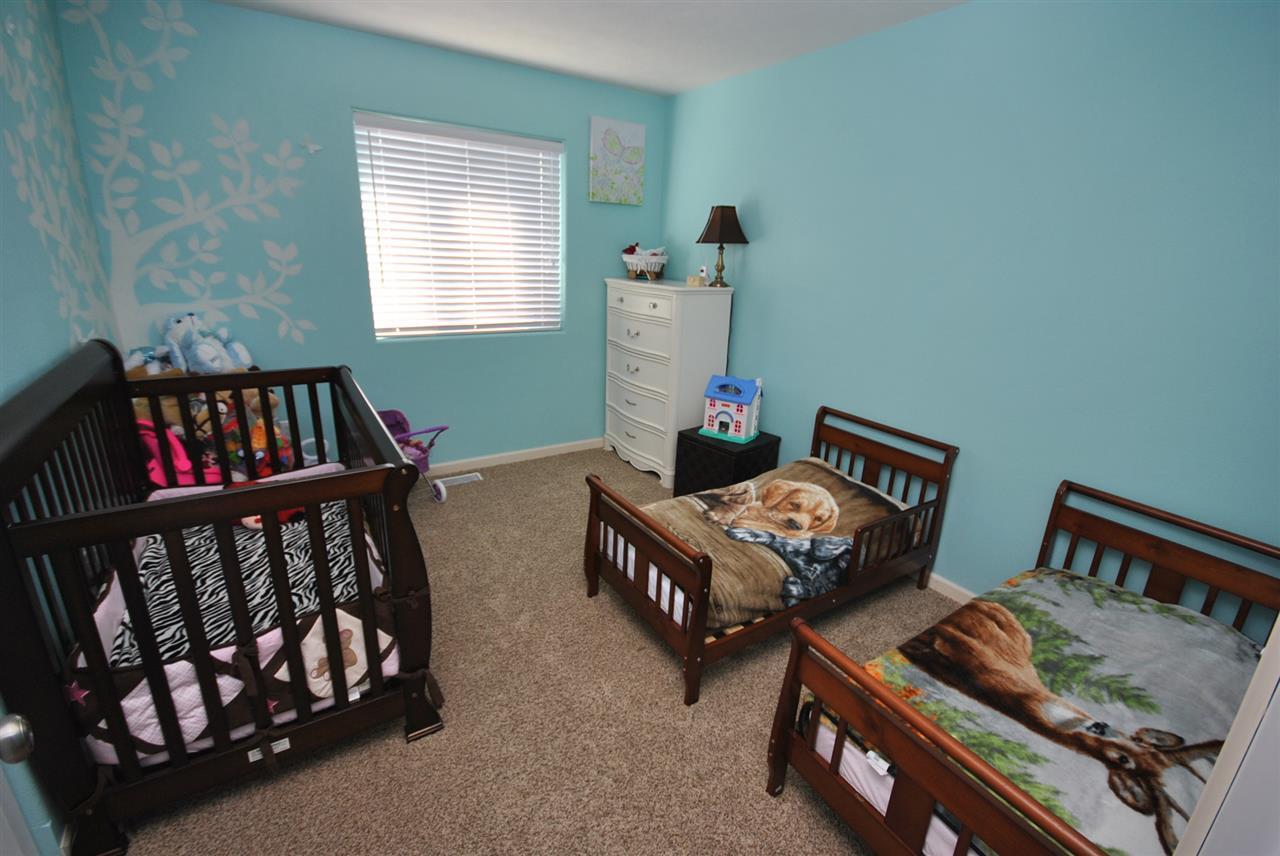 2821 N ALTAMONT - Photo 20