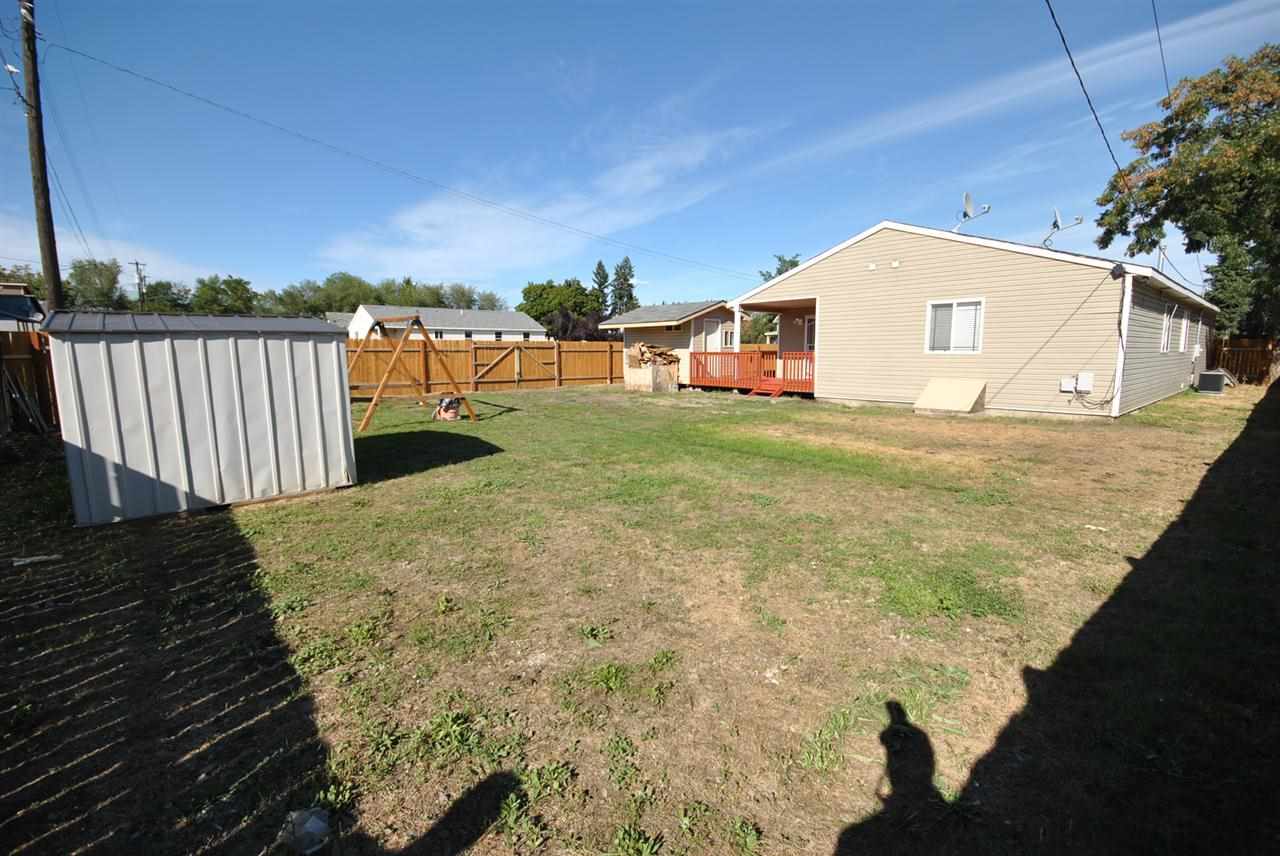2821 N ALTAMONT - Photo 4